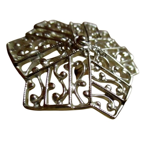 Estate Granny MCM Vintage Silver-Tone Clip-On Earrings With Filigree Fan Design - Picture 2 of 3